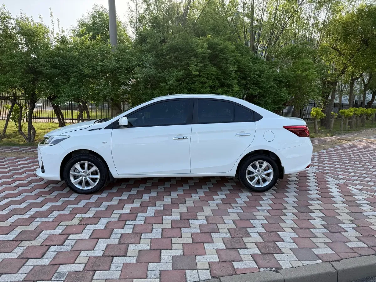 2022 Toyota Vios 1.5L 112HP L4 CVT,autocango,china used car exporter,china ev exporter,chinese used car exporter,chinese used ev exporter