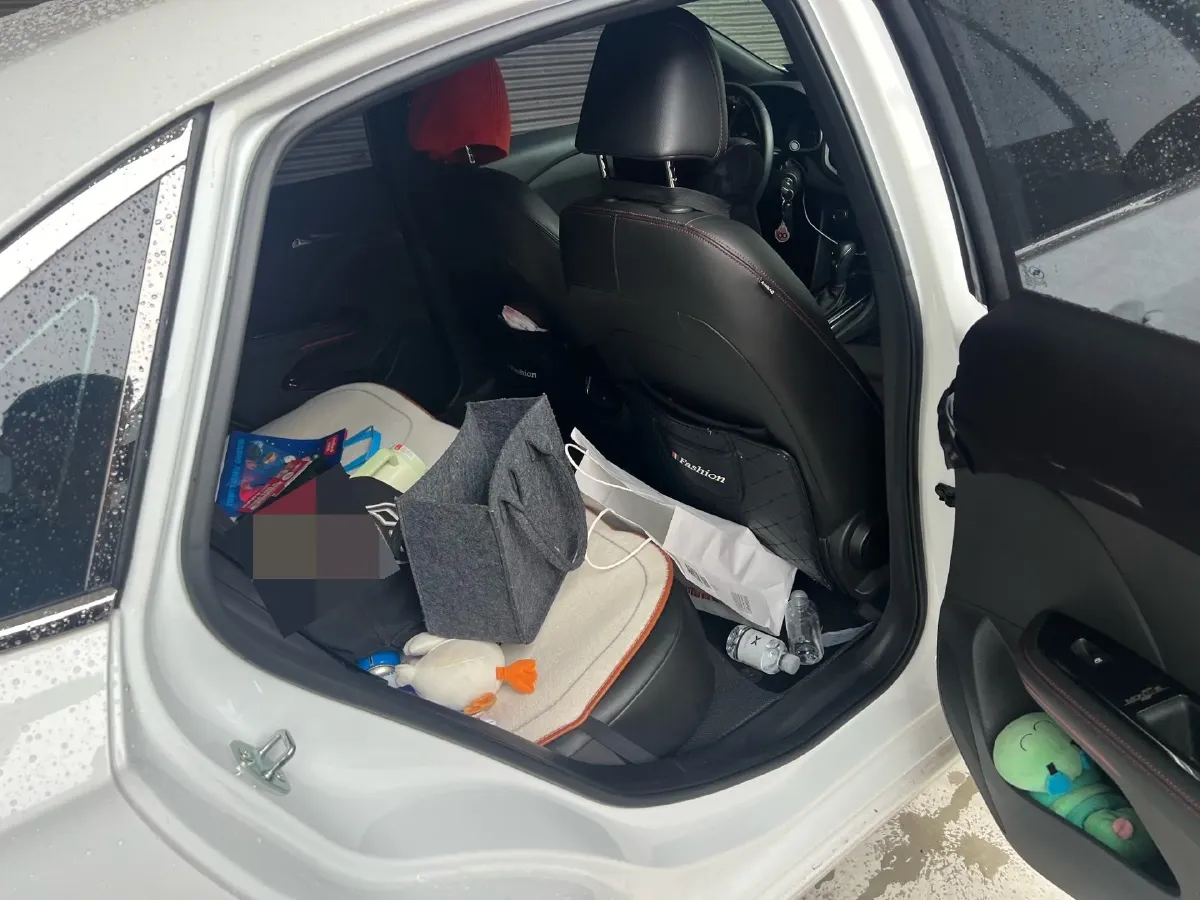 2020 Chevrolet Monza 1.3T 163HP L3 6AT,autocango,china used car exporter,china ev exporter,chinese used car exporter,chinese used ev exporter