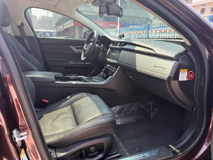 2018 Mercedes-Benz E Class 2.0T 184HP L4 9AT,autocango,china used car exporter,china ev exporter,chinese used car exporter,chinese used ev exporter