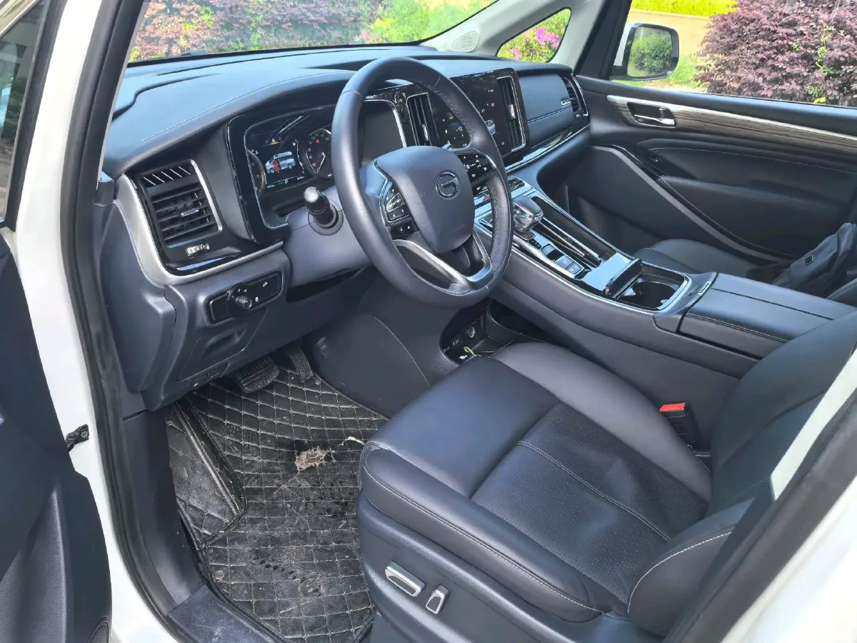 2023 GAC Trumpchi M8 2.0T 252HP L4 8AT,autocango,china used car exporter,china ev exporter,chinese used car exporter,chinese used ev exporter