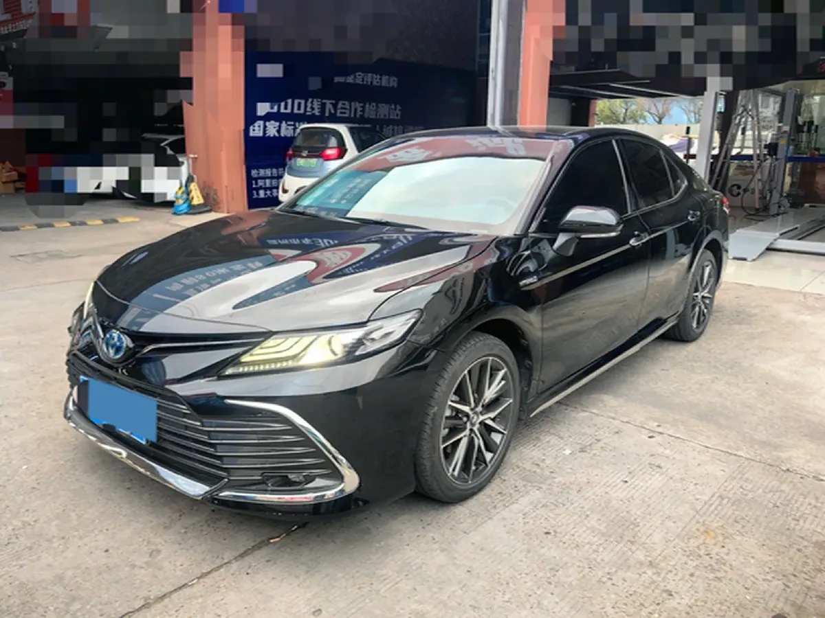 2023 Toyota Camry 2.5L 178HP L4 E-CVT Hybrid,autocango,china used car exporter,china ev exporter,chinese used car exporter,chinese used ev exporter