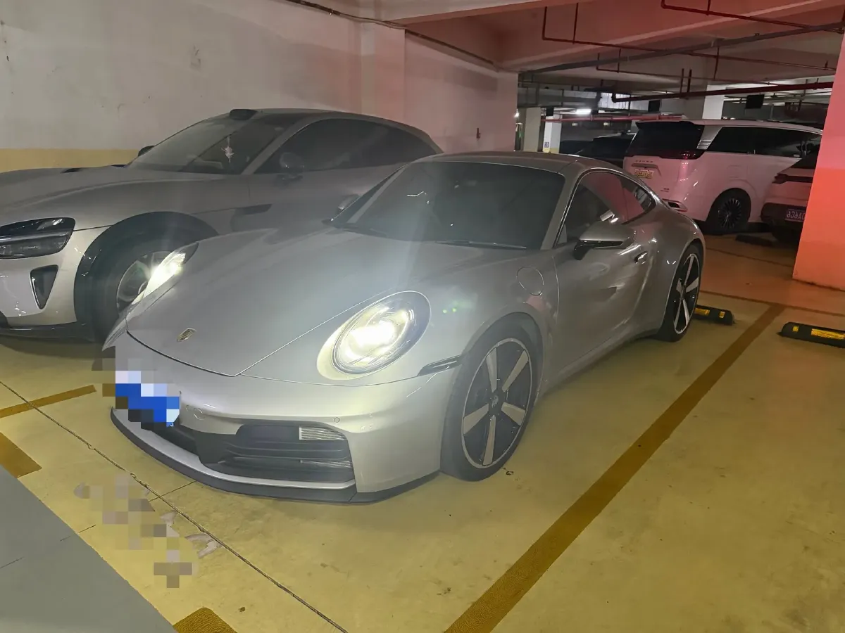 2025 Porsche 911 3.0T 394HP H6 8DCT,autocango,china used car exporter,china ev exporter,chinese used car exporter,chinese used ev exporter