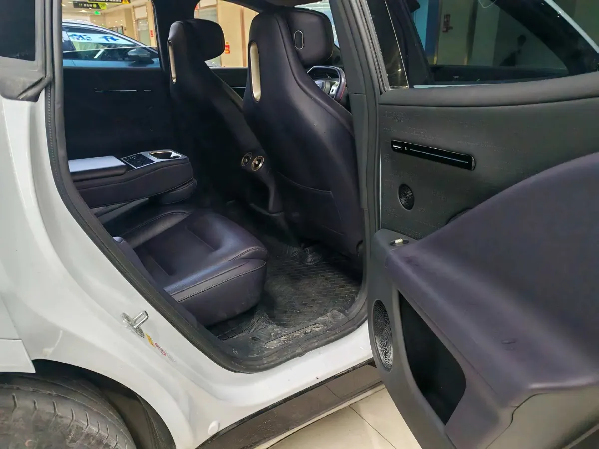 2024 Avatr 07 BEV 82.16KWH,autocango,china used car exporter,china ev exporter,chinese used car exporter,chinese used ev exporter