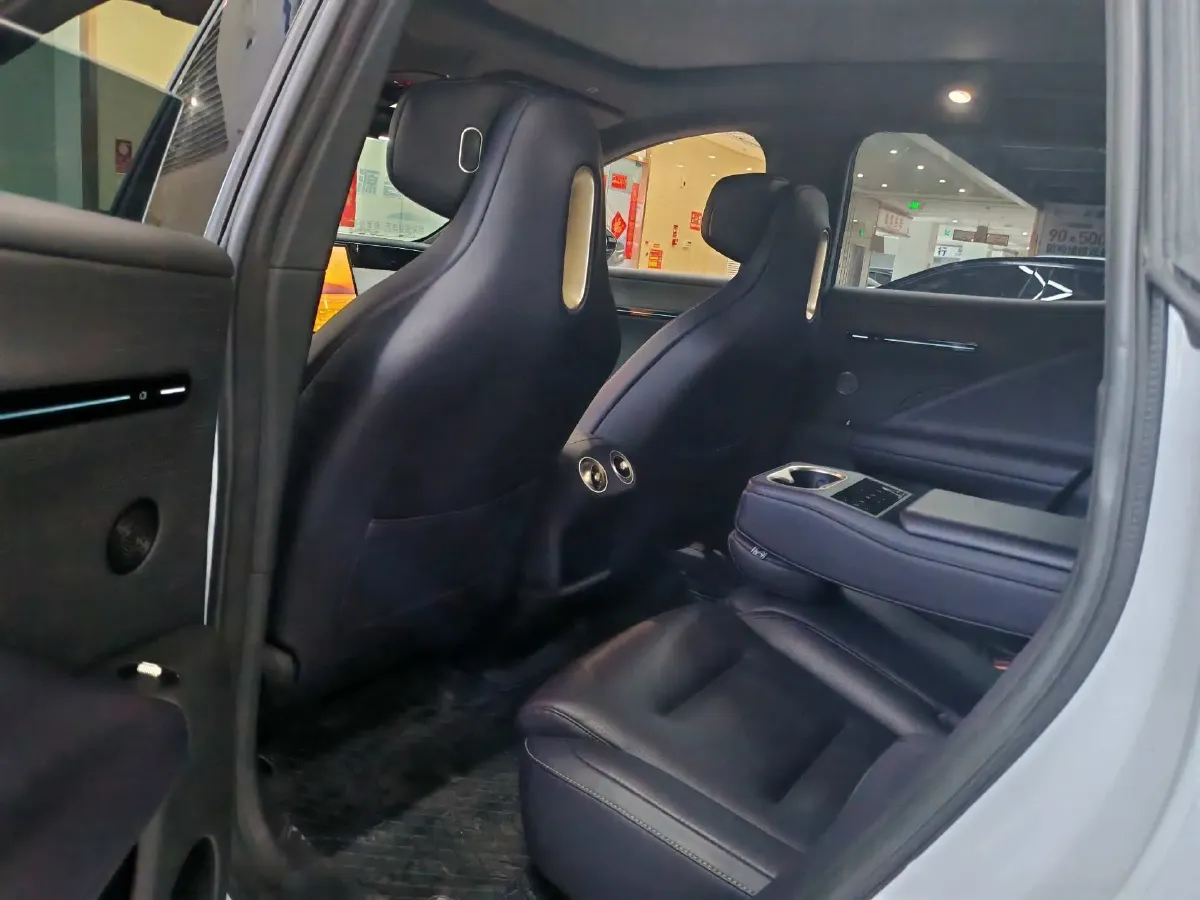 2024 Avatr 07 BEV 82.16KWH,autocango,china used car exporter,china ev exporter,chinese used car exporter,chinese used ev exporter