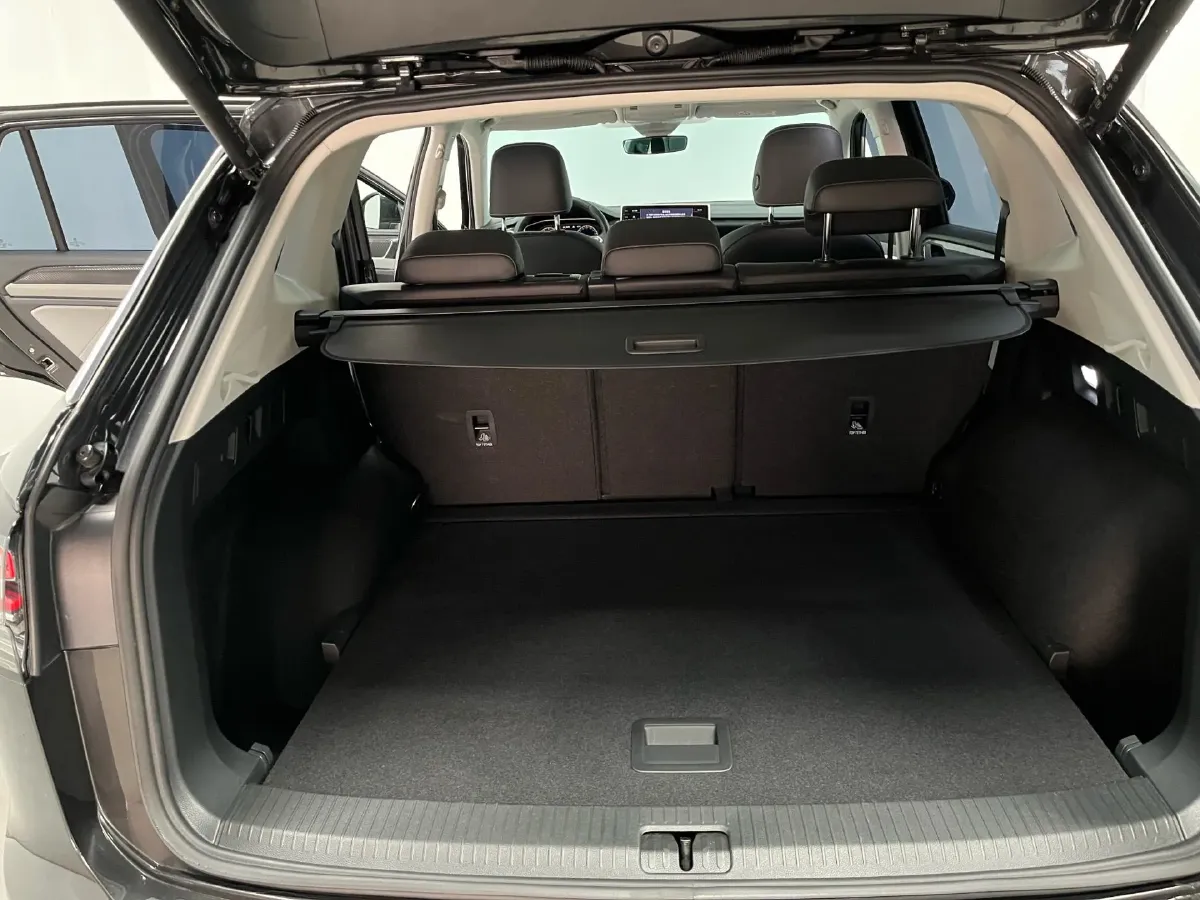 2023 Volkswagen Tayron 1.4T 150HP L4 7DCT,autocango,china used car exporter,china ev exporter,chinese used car exporter,chinese used ev exporter