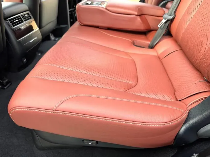 2017 Lexus LX 5.7L 367HP V8 8AT,autocango,china used car exporter,china ev exporter,chinese used car exporter,chinese used ev exporter