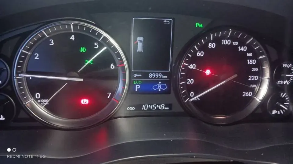 2017 Lexus LX 5.7L 367HP V8 8AT,autocango,china used car exporter,china ev exporter,chinese used car exporter,chinese used ev exporter