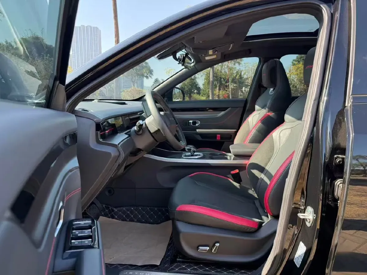 2023 Jetour DASHING 1.5T 156HP L4 6DCT,autocango,china used car exporter,china ev exporter,chinese used car exporter,chinese used ev exporter