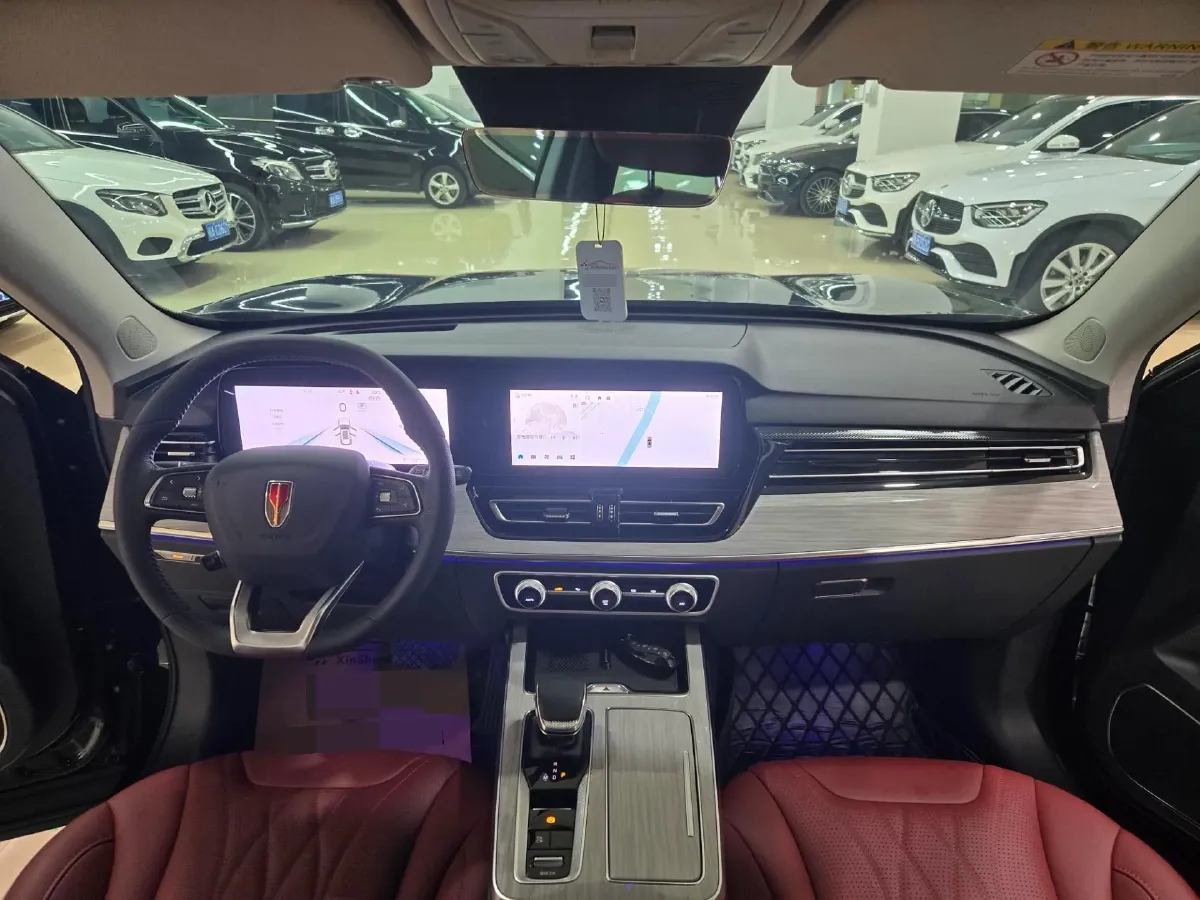 2025 HongQi HS5 2.0T 252HP L4 8AT,autocango,china used car exporter,china ev exporter,chinese used car exporter,chinese used ev exporter