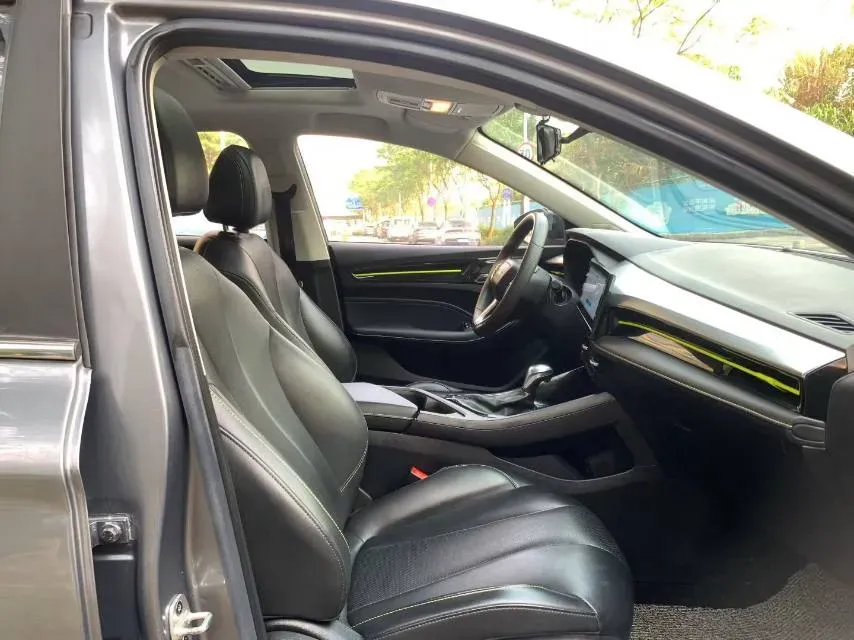 2021 Roewe i5 1.5L 120HP L4 CVT,autocango,china used car exporter,china ev exporter,chinese used car exporter,chinese used ev exporter