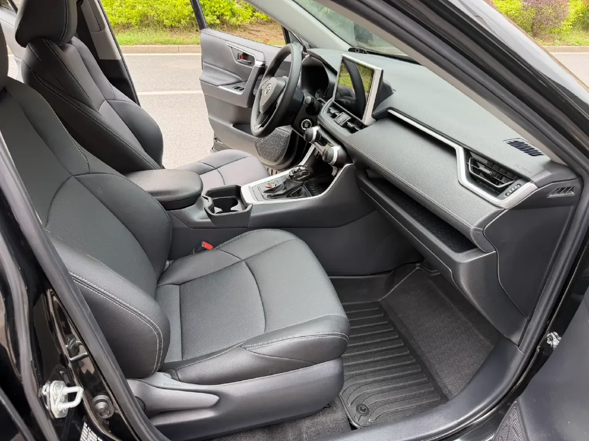 2022 Toyota Wildlander 2.0L 171HP L4 CVT,autocango,china used car exporter,china ev exporter,chinese used car exporter,chinese used ev exporter