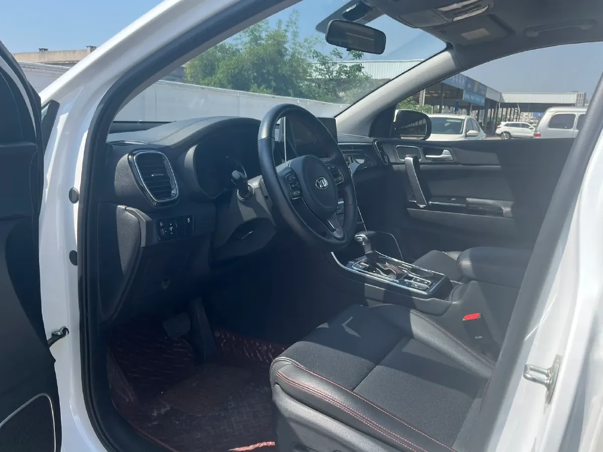 2019 MAXUS G10 2.0T 218HP L4 6AT,autocango,china used car exporter,china ev exporter,chinese used car exporter,chinese used ev exporter