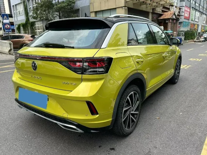 2023 Volkswagen T-Roc 1.5T 160HP L4 7DCT,autocango,china used car exporter,china ev exporter,chinese used car exporter,chinese used ev exporter