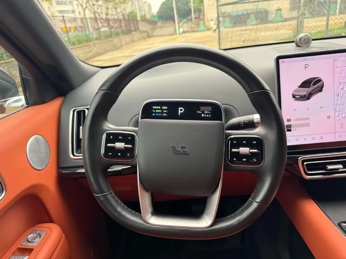 2023 Li L8 Range Extended 154HP REEV 40.9KWH,autocango,china used car exporter,china ev exporter,chinese used car exporter,chinese used ev exporter