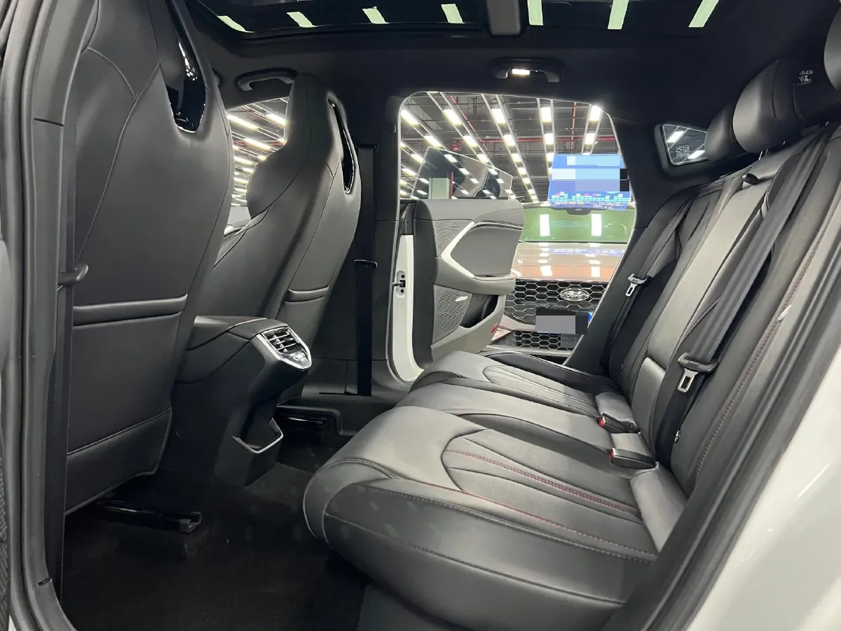 2023 MG 7 1.5T 188HP L4 7DCT,autocango,china used car exporter,china ev exporter,chinese used car exporter,chinese used ev exporter