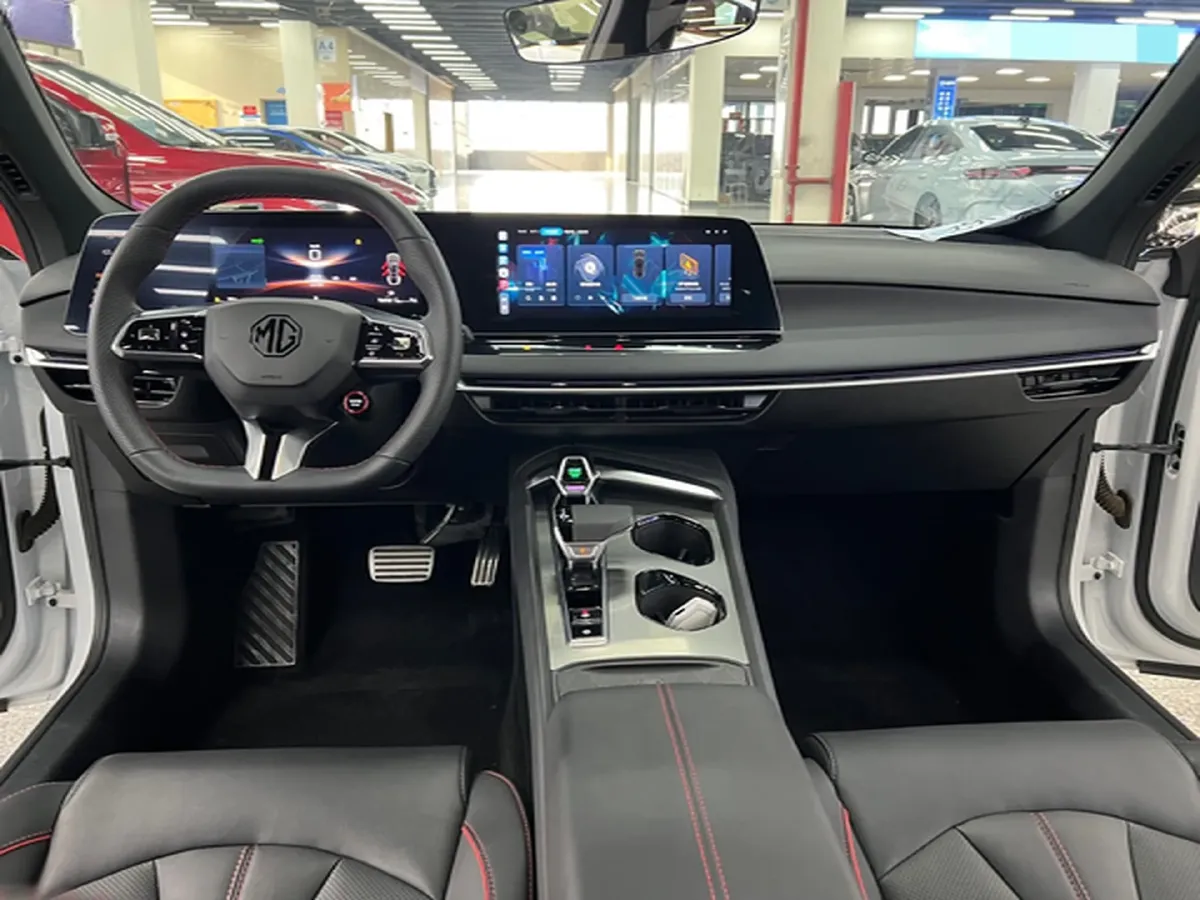 2023 MG 7 1.5T 188HP L4 7DCT,autocango,china used car exporter,china ev exporter,chinese used car exporter,chinese used ev exporter