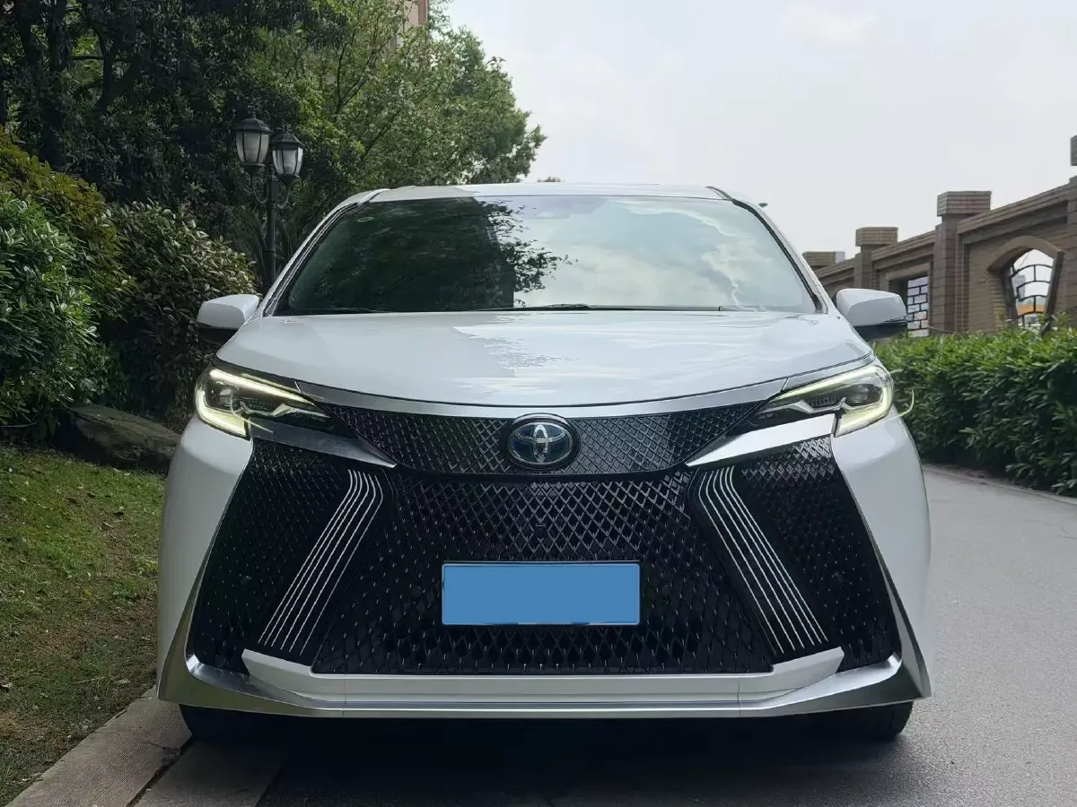 2021 Toyota Sienna 2.5L 192HP L4 E-CVT Hybrid,autocango,china used car exporter,china ev exporter,chinese used car exporter,chinese used ev exporter
