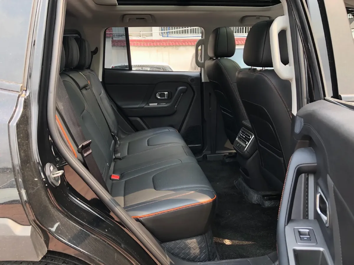 2025 Jetour DASHING 1.5T 184HP L4 7DCT,autocango,china used car exporter,china ev exporter,chinese used car exporter,chinese used ev exporter