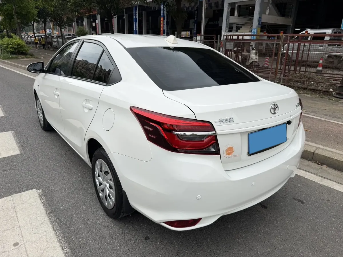 2022 Toyota Vios 1.5L 112HP L4 CVT,autocango,china used car exporter,china ev exporter,chinese used car exporter,chinese used ev exporter