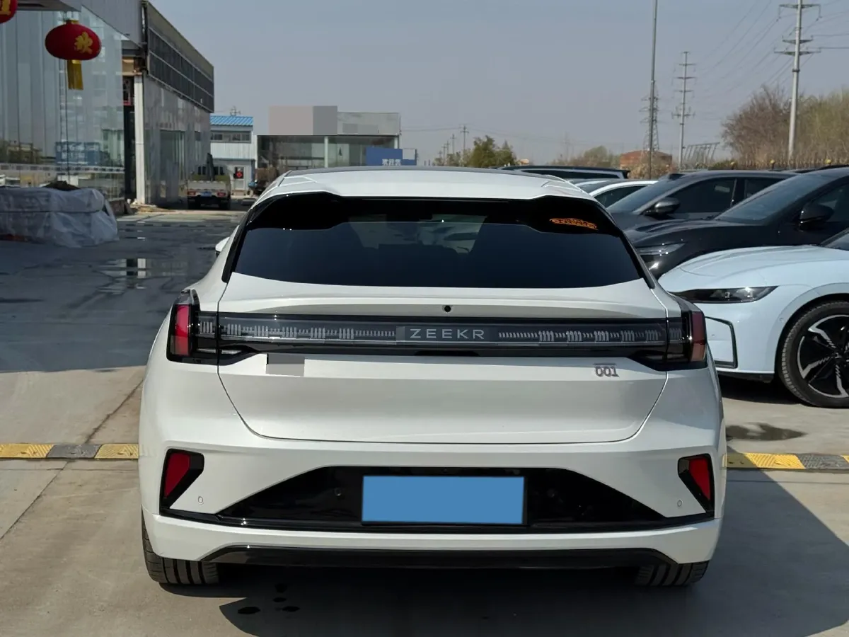2025 Zeekr 001 BEV 100KWH,autocango,china used car exporter,china ev exporter,chinese used car exporter,chinese used ev exporter