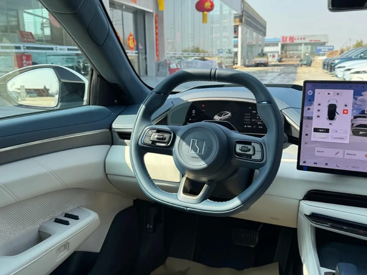 2025 Zeekr 001 BEV 100KWH,autocango,china used car exporter,china ev exporter,chinese used car exporter,chinese used ev exporter