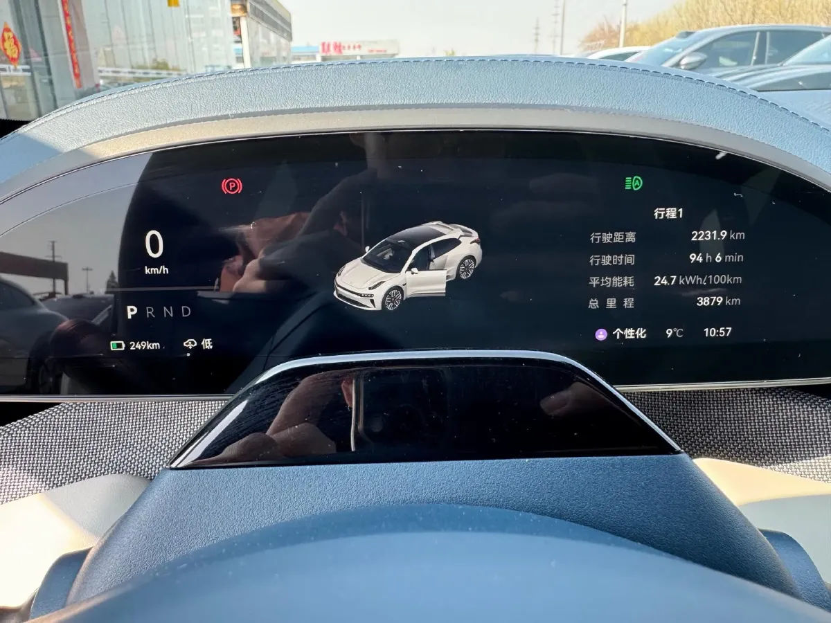 2025 Zeekr 001 BEV 100KWH,autocango,china used car exporter,china ev exporter,chinese used car exporter,chinese used ev exporter