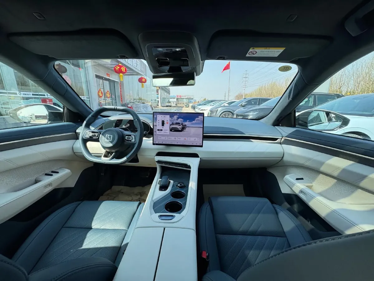 2025 Zeekr 001 BEV 100KWH,autocango,china used car exporter,china ev exporter,chinese used car exporter,chinese used ev exporter