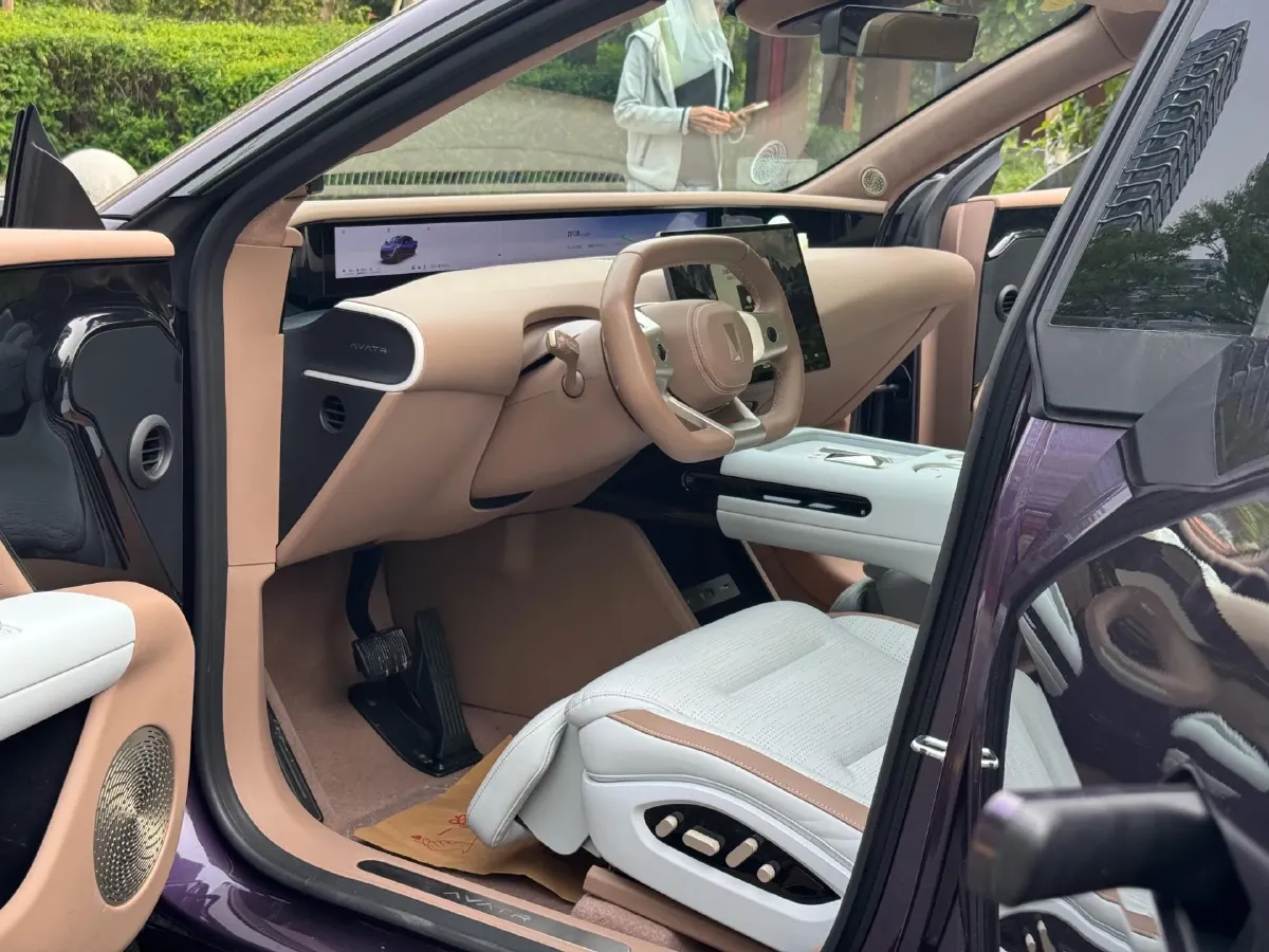 2024 Avatr 07 1.5T 156HP L4 REEV 39.05KWH,autocango,china used car exporter,china ev exporter,chinese used car exporter,chinese used ev exporter