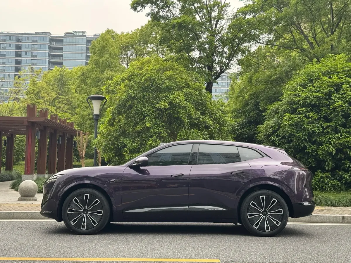 2024 Avatr 07 1.5T 156HP L4 REEV 39.05KWH,autocango,china used car exporter,china ev exporter,chinese used car exporter,chinese used ev exporter