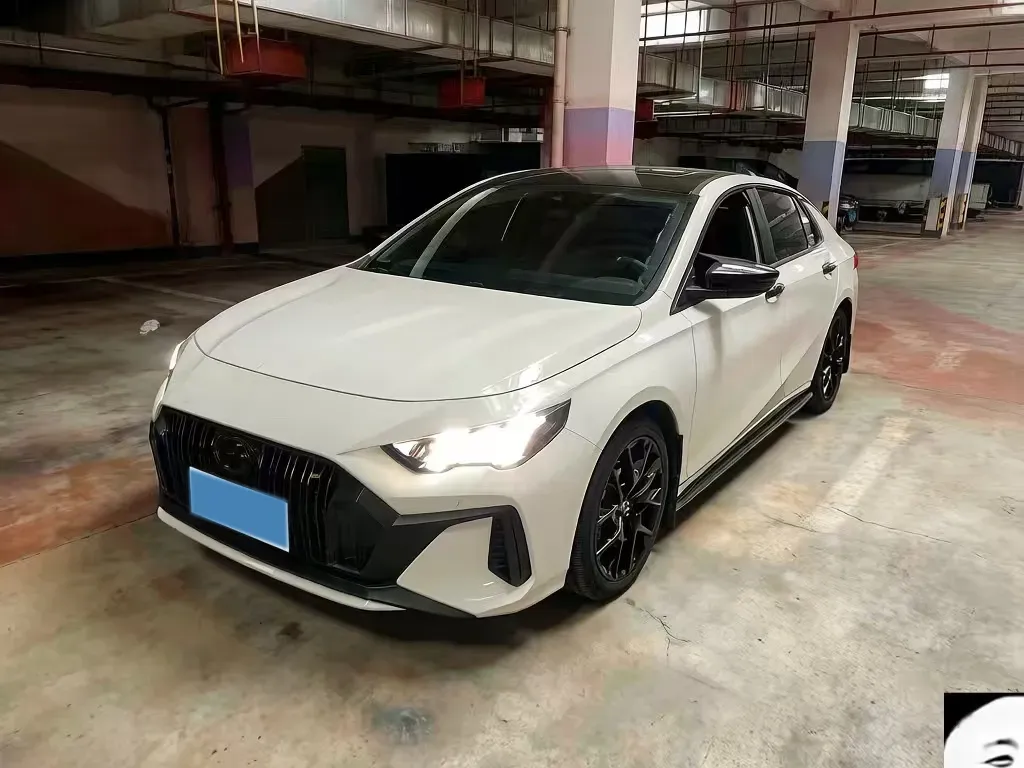 2021 GAC Trumpchi Empow 1.5T 177HP L4 7DCT,autocango,china used car exporter,china ev exporter,chinese used car exporter,chinese used ev exporter
