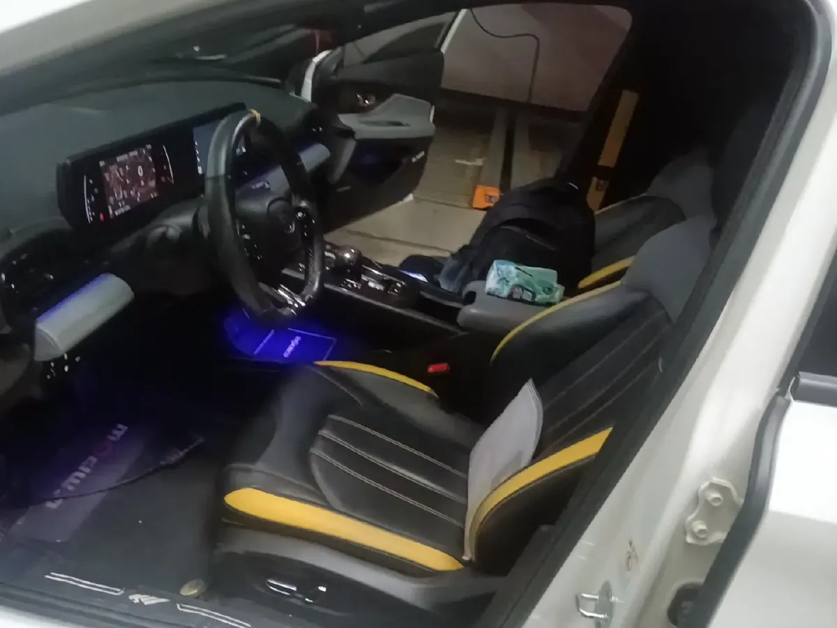 2021 GAC Trumpchi Empow 1.5T 177HP L4 7DCT,autocango,china used car exporter,china ev exporter,chinese used car exporter,chinese used ev exporter