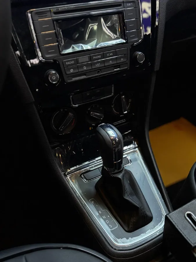 2018 Volkswagen Bora 1.5L 110HP L4 6AT,autocango,china used car exporter,china ev exporter,chinese used car exporter,chinese used ev exporter