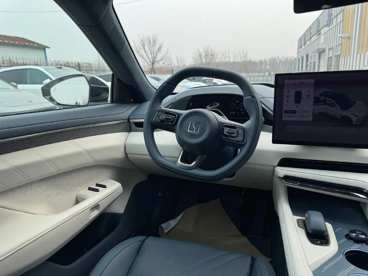 2025 Zeekr 001 BEV 100KWH,autocango,china used car exporter,china ev exporter,chinese used car exporter,chinese used ev exporter