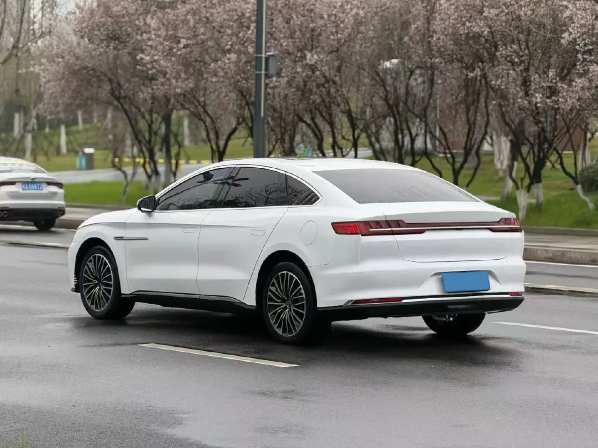2020 WEY VV7 2.0T 227HP L4 7DCT PHEV,autocango,china used car exporter,china ev exporter,chinese used car exporter,chinese used ev exporter