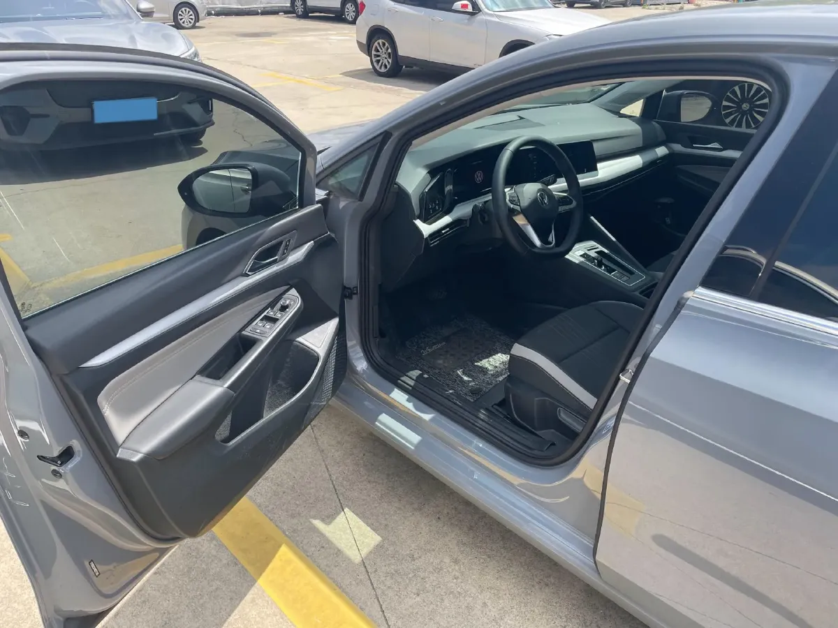 2021 Volkswagen Golf 1.4T 150HP L4 7DCT,autocango,china used car exporter,china ev exporter,chinese used car exporter,chinese used ev exporter