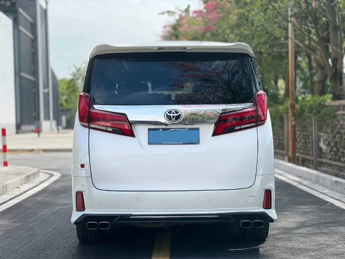 2018 Toyota Alphard 3.5L 301HP V6 8AT,autocango,china used car exporter,china ev exporter,chinese used car exporter,chinese used ev exporter