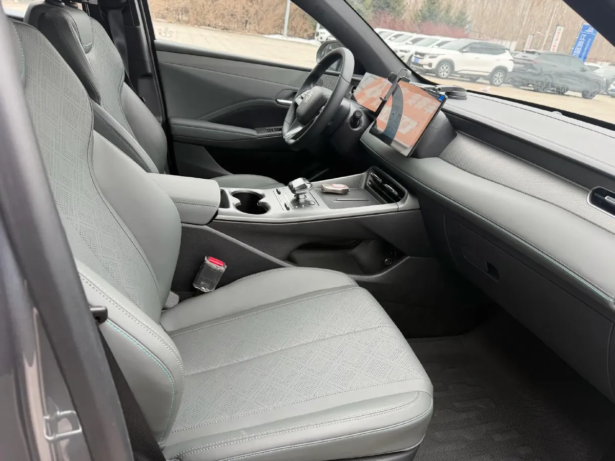 2025 BYD Qin Plus 1.5L 101HP L4 E-CVT PHEV 7.68KWH,autocango,china used car exporter,china ev exporter,chinese used car exporter,chinese used ev exporter