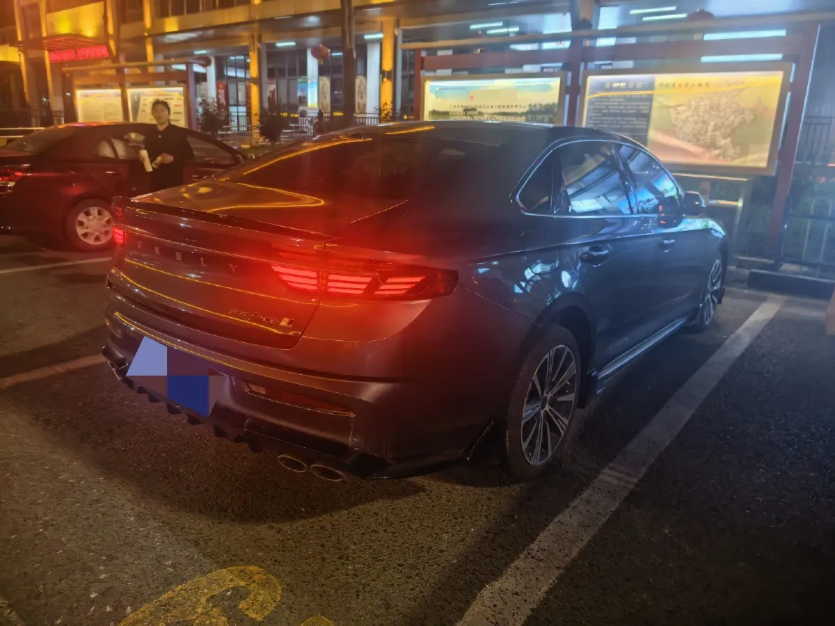 2025 Geely Preface 2.0T 238HP L4 8AT,autocango,china used car exporter,china ev exporter,chinese used car exporter,chinese used ev exporter