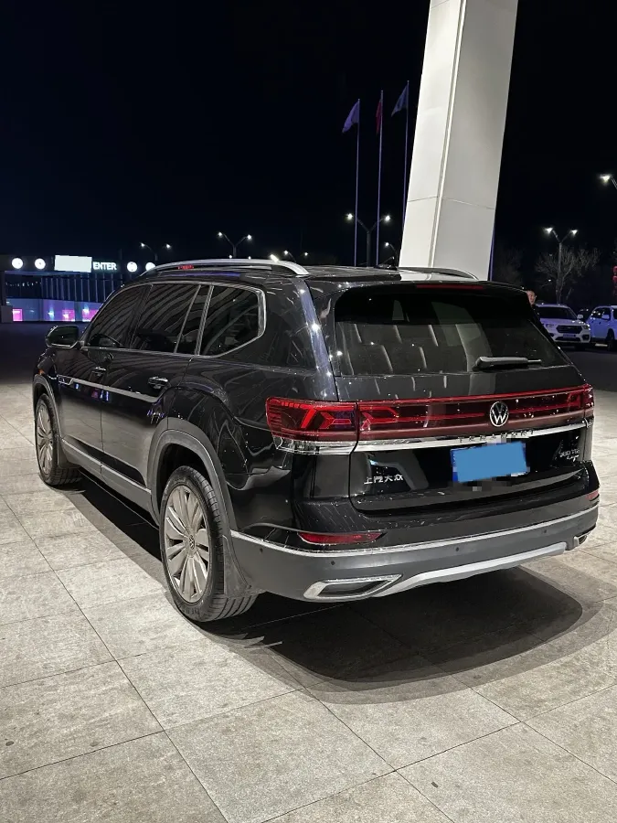 2024 Volkswagen Teramont 2.0T 220HP L4 7DCT,autocango,china used car exporter,china ev exporter,chinese used car exporter,chinese used ev exporter