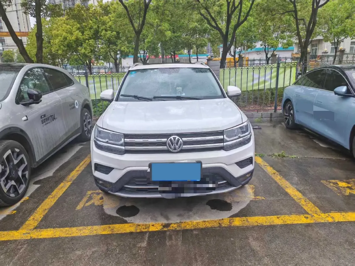2020 Volkswagen Tharu 2.0T 186HP L4 7DCT,autocango,china used car exporter,china ev exporter,chinese used car exporter,chinese used ev exporter
