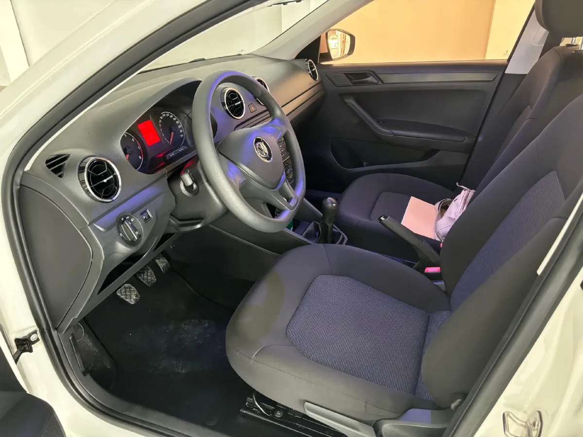 2017 Volkswagen Jetta 1.5L 110HP L4 5MT,autocango,china used car exporter,china ev exporter,chinese used car exporter,chinese used ev exporter