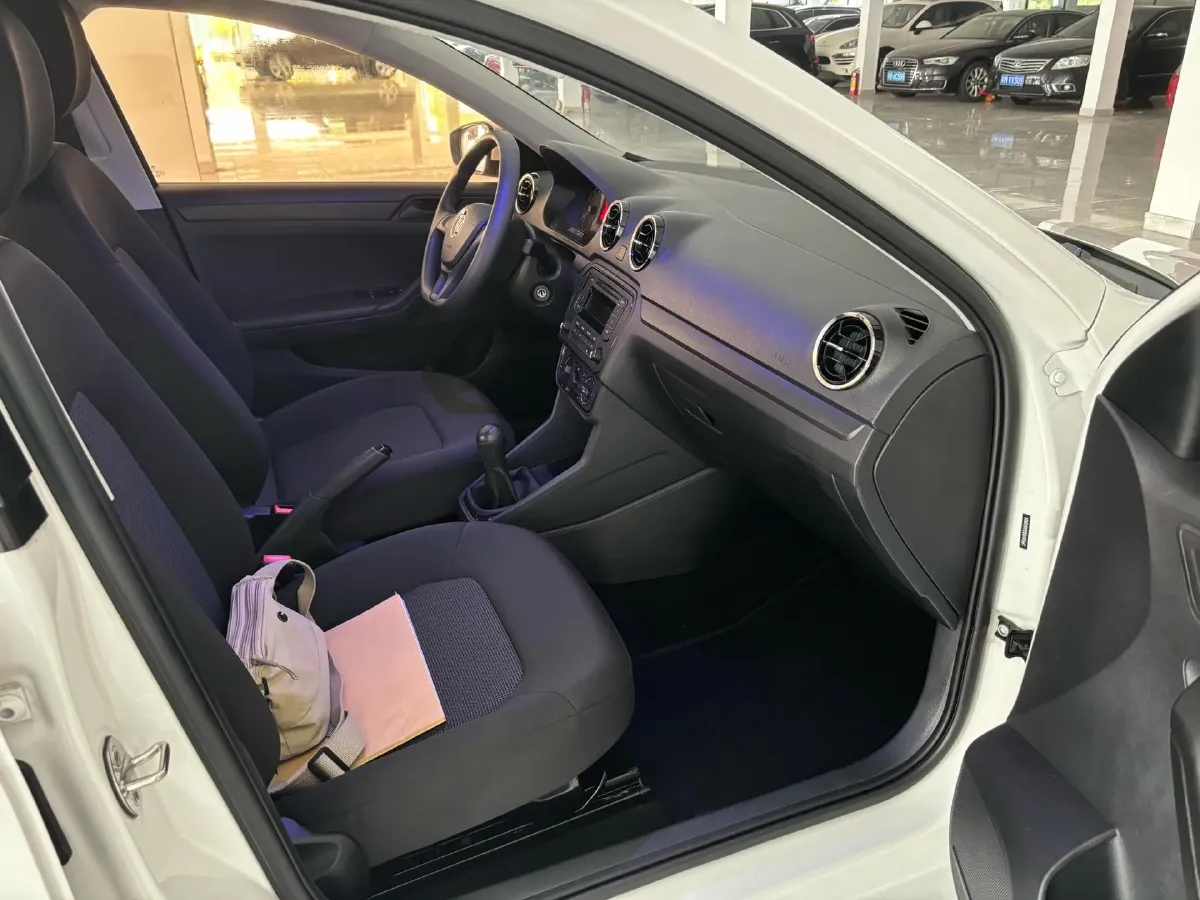 2017 Volkswagen Jetta 1.5L 110HP L4 5MT,autocango,china used car exporter,china ev exporter,chinese used car exporter,chinese used ev exporter