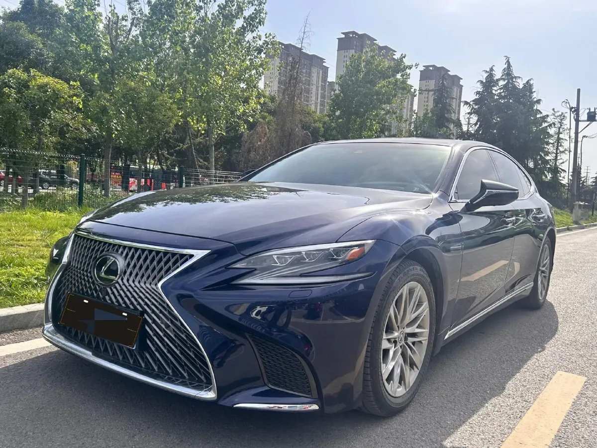 2018 Lexus LS 3.5L 316HP V6 10AT,autocango,china used car exporter,china ev exporter,chinese used car exporter,chinese used ev exporter
