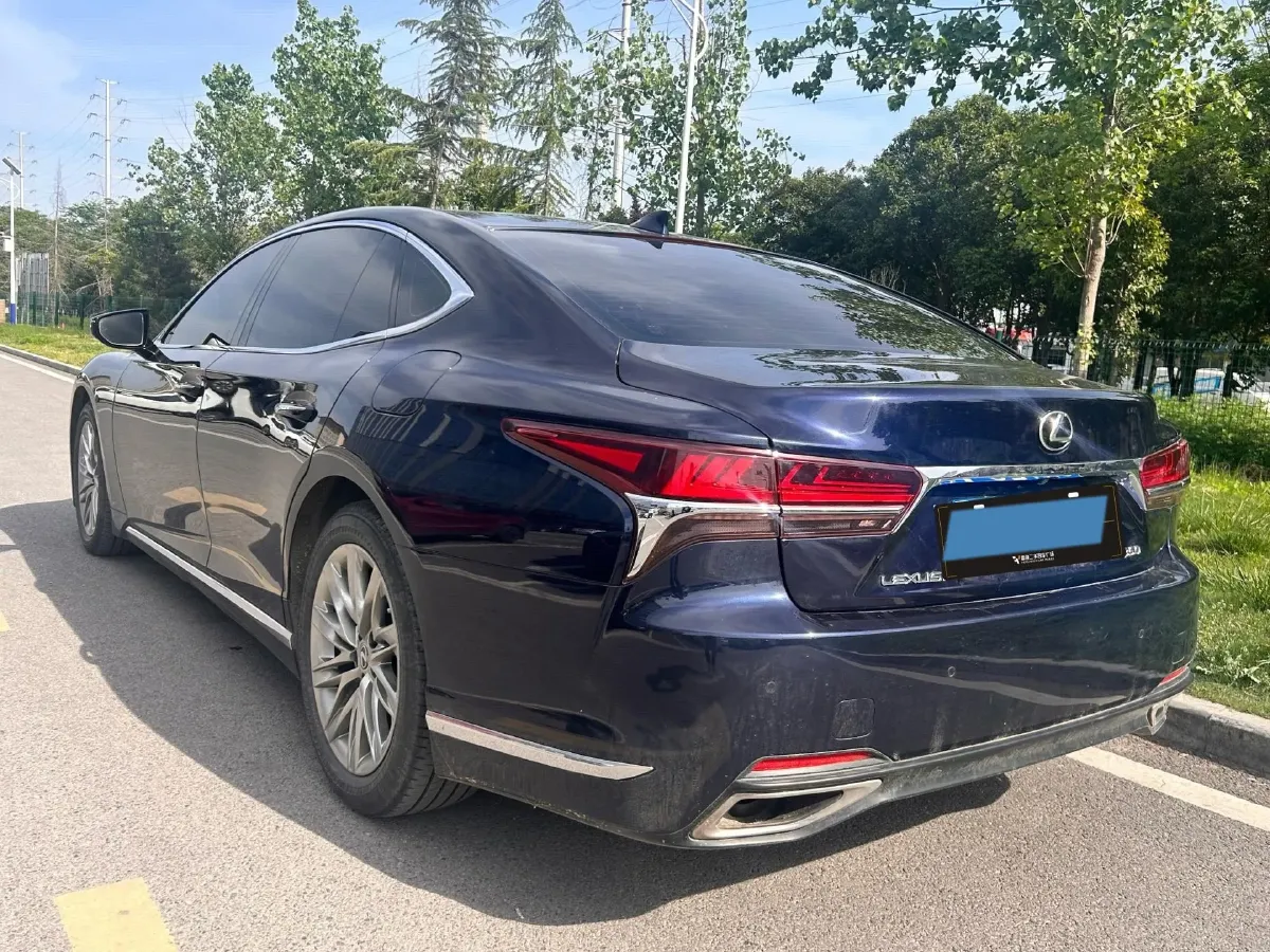 2018 Lexus LS 3.5L 316HP V6 10AT,autocango,china used car exporter,china ev exporter,chinese used car exporter,chinese used ev exporter