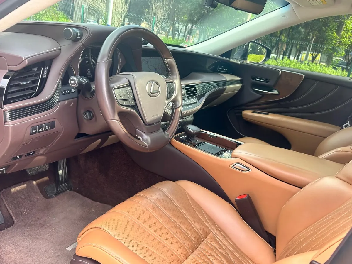 2018 Lexus LS 3.5L 316HP V6 10AT,autocango,china used car exporter,china ev exporter,chinese used car exporter,chinese used ev exporter
