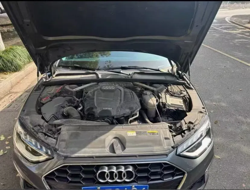 2021 Audi A4L 2.0T 190HP L4 7DCT,autocango,china used car exporter,china ev exporter,chinese used car exporter,chinese used ev exporter