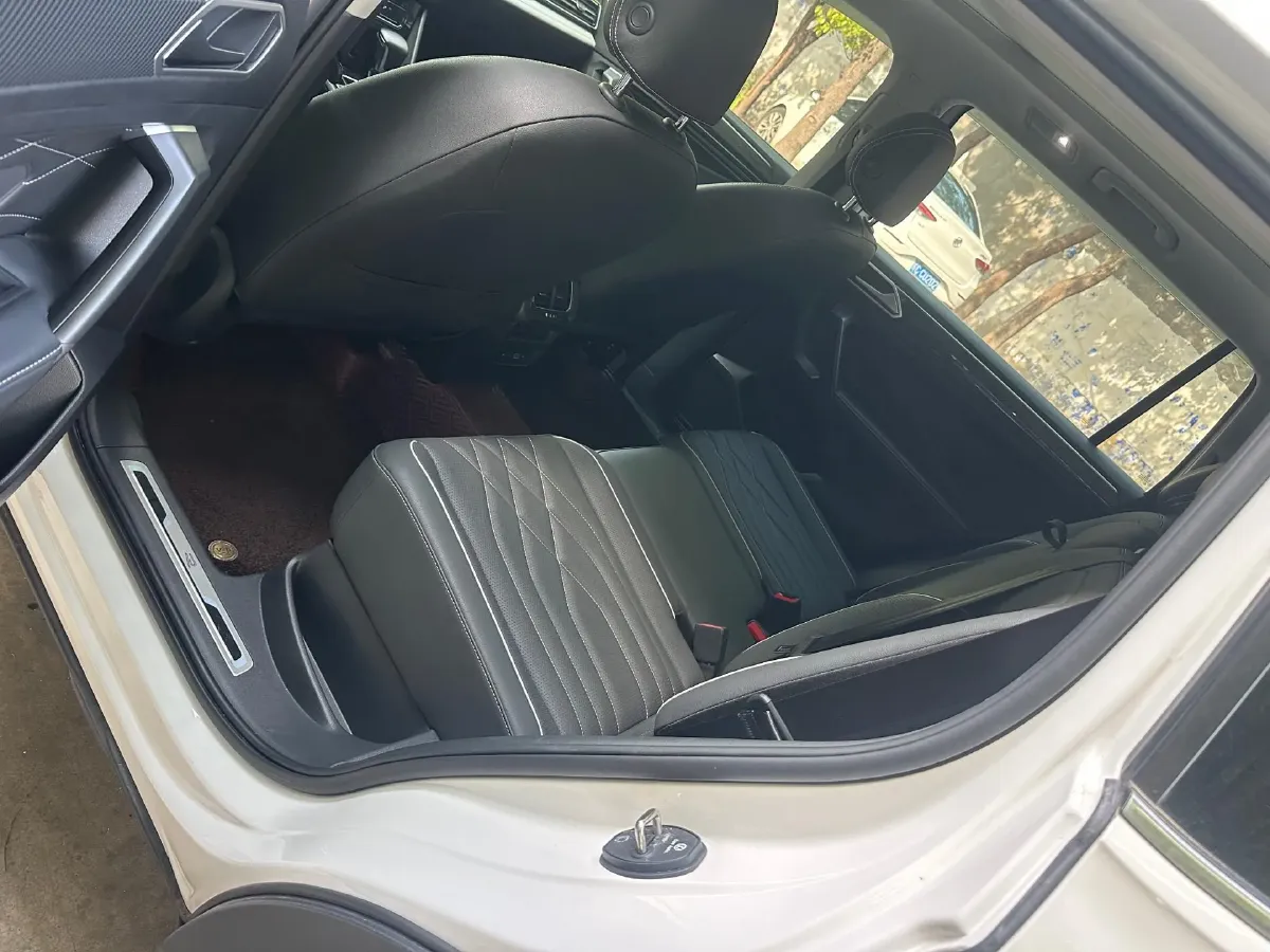 2022 Toyota Wildlander 2.5L 178HP L4 E-CVT Hybrid,autocango,china used car exporter,china ev exporter,chinese used car exporter,chinese used ev exporter