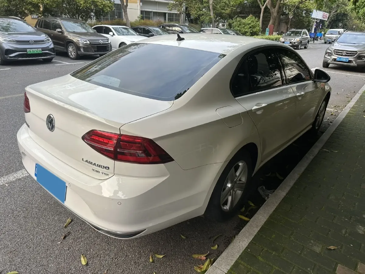 2019 Volkswagen T-Cross 1.4T 150HP L4 7DCT,autocango,china used car exporter,china ev exporter,chinese used car exporter,chinese used ev exporter