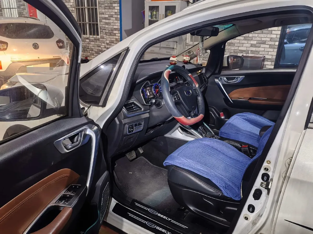 2018 Geely Vision X3 1.5L 102HP L4 4AT,autocango,china used car exporter,china ev exporter,chinese used car exporter,chinese used ev exporter