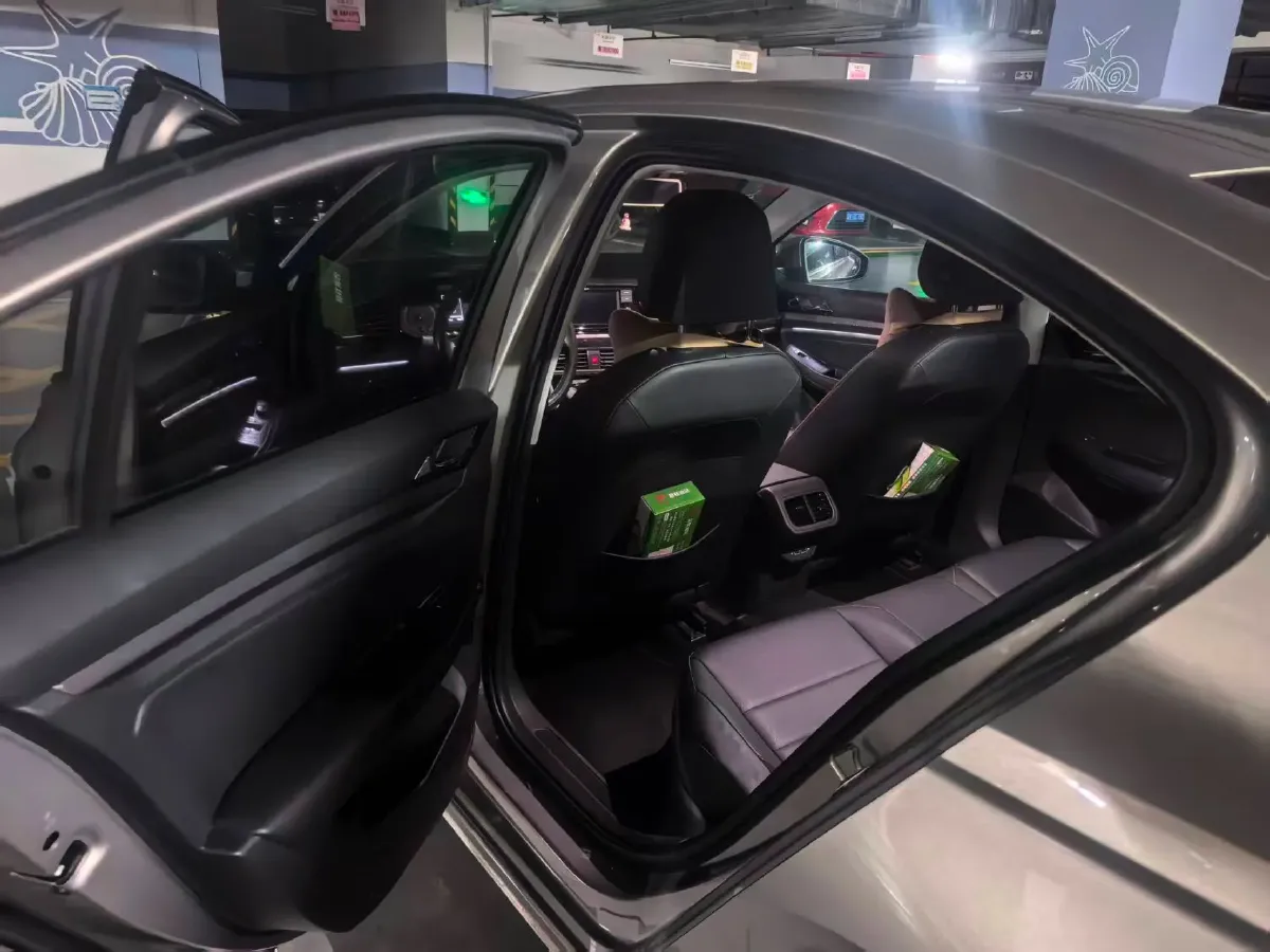 2019 MAXUS T70 2.0T 163HP L4 6AT,autocango,china used car exporter,china ev exporter,chinese used car exporter,chinese used ev exporter